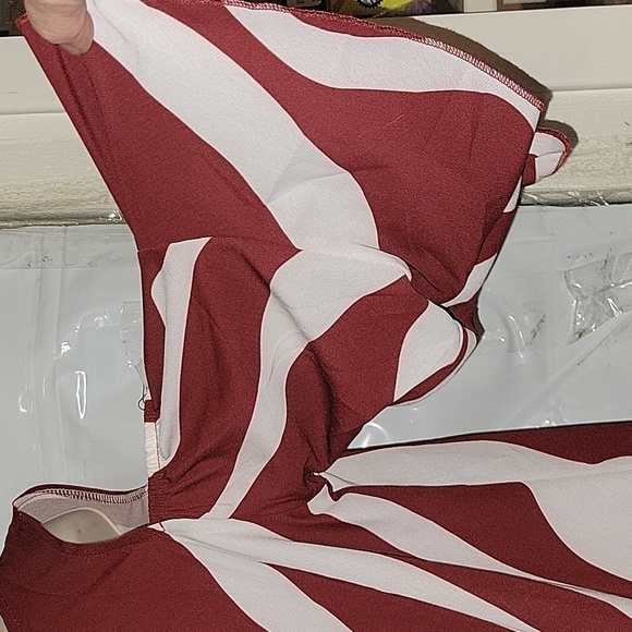 WILDFOX‎ NEW Striped Open Shoulder Ruffled Sleeve Tie Waist Spring Summer Blouse - Picture 3 of 7